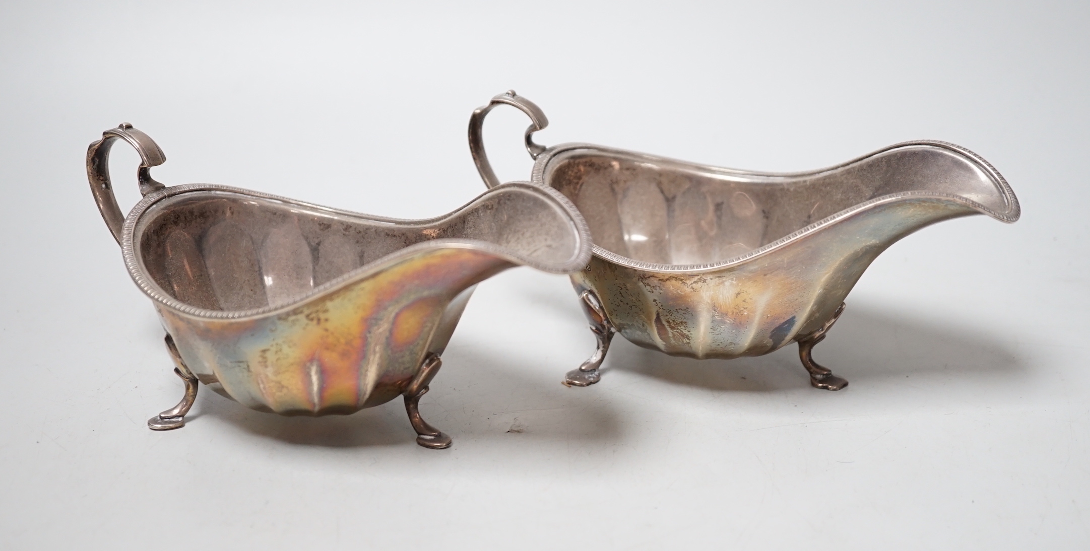 A pair of George VI silver sauceboats, Frank Cobb & Co Ltd, Sheffield, 1942, 8.5oz.